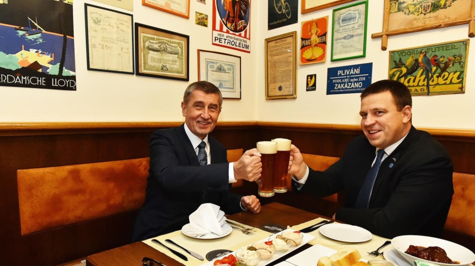 Andrej Babiš s estonským premiérem Jürim Ratasem
